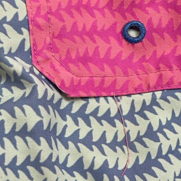 Vineyard Vines Wavy Tails Chappy Swim Trunks Boys Size Small (8-10) Pink, Blue - Picture 8 of 9